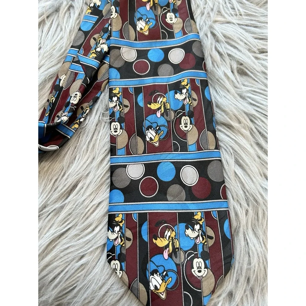 DISNEY Mickey Unlimited Men's Tie Mickey Mouse Pluto Donald‎ Goofy